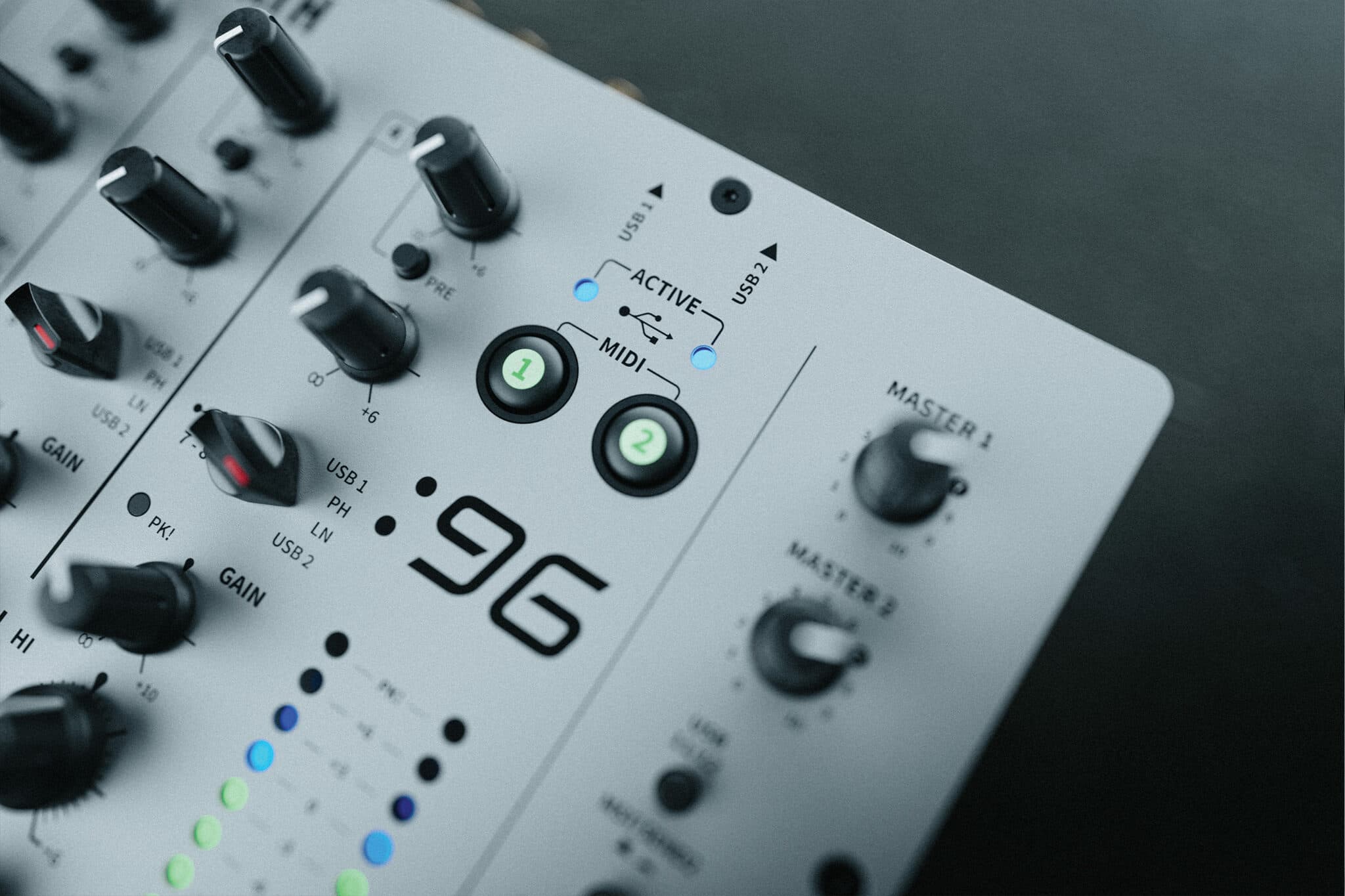 Верхняя панель Allen & Heath Xone:96